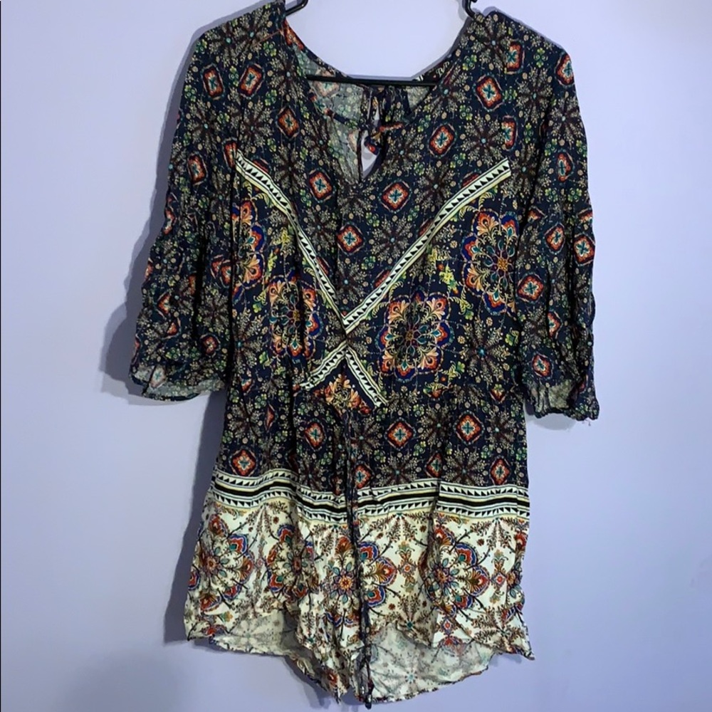 Patterned romper - Picture 3 of 4